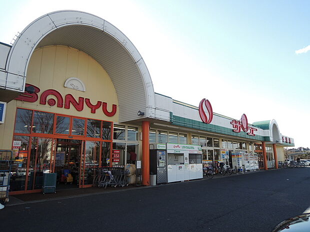 サンユーストアー千波店まで693m