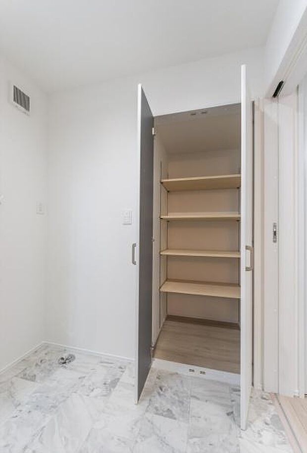 「サニタリー収納」