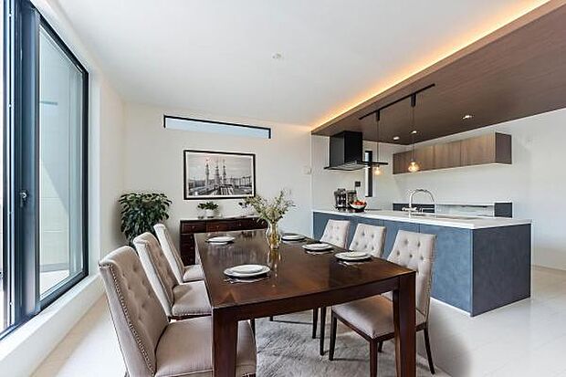 「集う」家族が集うダイニング。憩いのお食事空間に。（本画像はCGにて家具を配置しております。実際に家具はおかれておりません。）