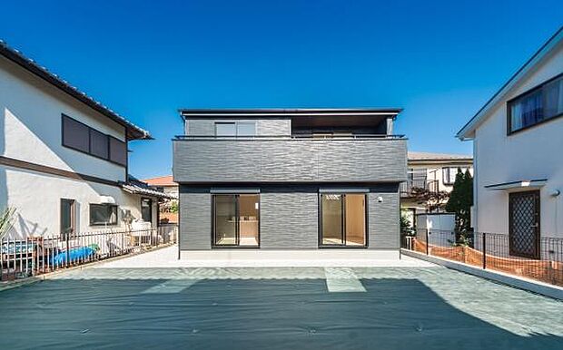 「威風堂々とした素敵な佇まい」どの角度から眺めても、所有感が満たされる理想的で素敵な住まい一生ものだから「パッと見」こそが全て「第一印象で決まる」素敵なマイホーム