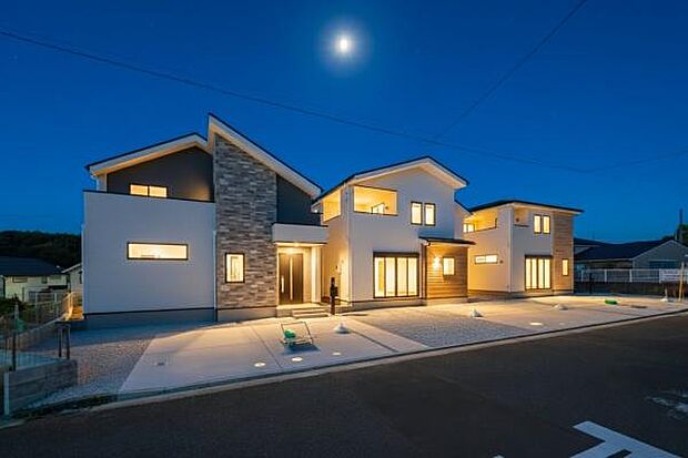 「マイホームの喜びを感じる」スタイリッシュなデザインに心満たされるマイホーム。住環境および生活利便性も魅力のマイホームです。(画像の一部AIによる処理をしているため実際とは異なります)