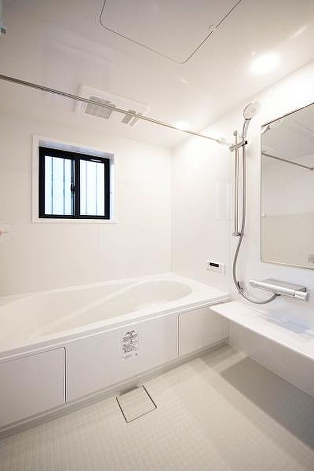 「類似バスルーム同仕様」