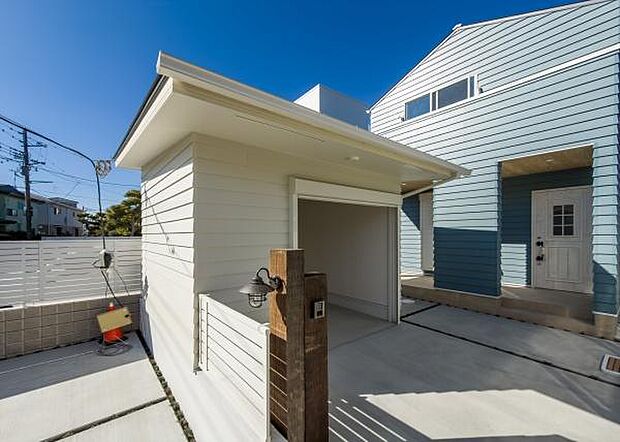 「夢が詰まった家」ガレージ、テラス、シンプルモダンで素敵な住まい。