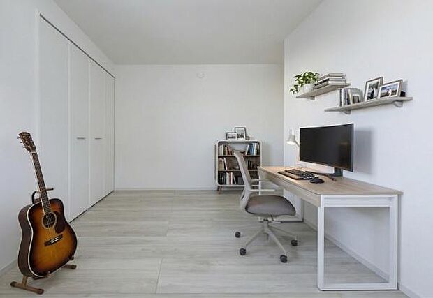 「仕事部屋としても」4部屋も有るから1部屋を思い切って仕事部屋に。(本画像はCGにて家具を配置しております。実際にはおかれておりません。)