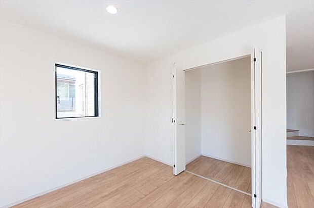 「リビング収納」あると嬉しいリビング収納。お掃除道具などの置き場に便利。