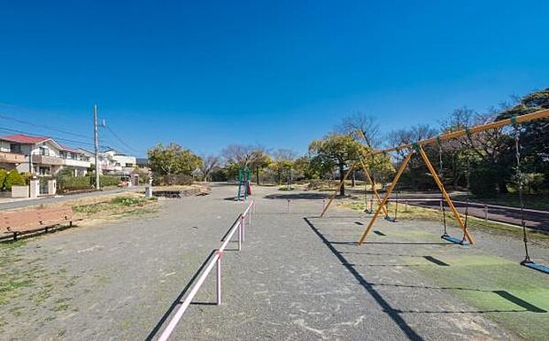 能見台東公園まで450m