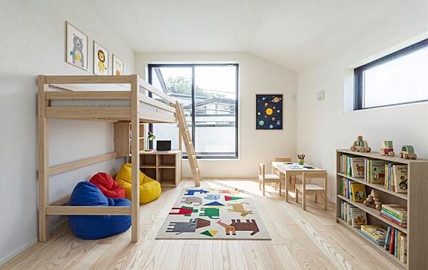 「自分の部屋ができた!」そんなお子様の喜ぶ顔が目に浮かぶようです。(本画像はCGにて家具等を配置したイメージ画像です。実際にオプション工事をされる場合は費用がかかります)