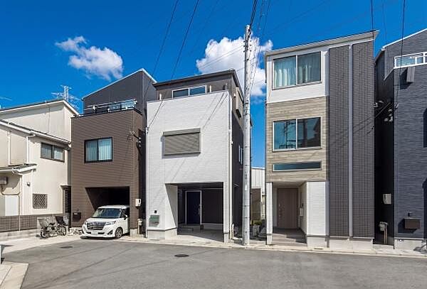 「シンプルで飽きのこないデザイン。素敵な住まい」ずっとここで暮らすから飽きのこないシンプルでスタイリッシュな住まい。