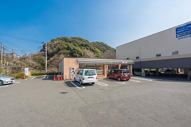 セブンイレブン横浜栄長倉町店まで765m
