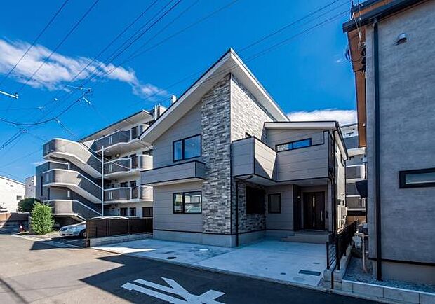 「シンプルで飽きのこないデザイン。素敵な住まい」ずっとここで暮らすから飽きのこないシンプルでスタイリッシュな住まい。