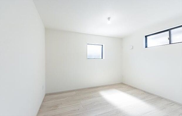 「Bed Room」落ち着いた色合い、シンプルなデザイン。寝室として大事なお部屋です。