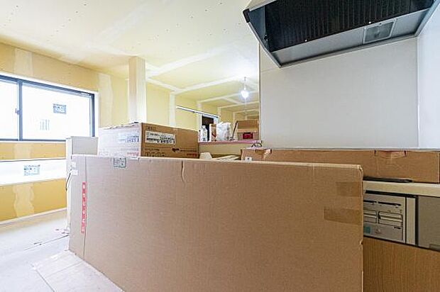 「広々ワイドサイズなシステムキッチン」せっかくのお料理空間。毎日の事だから広々システムキッチン。