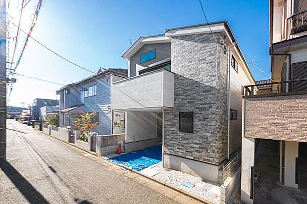 「威風堂々とした素敵な佇まい」どの角度から眺めても、所有感が満たされる理想的で素敵な住まい素敵なマイホーム。