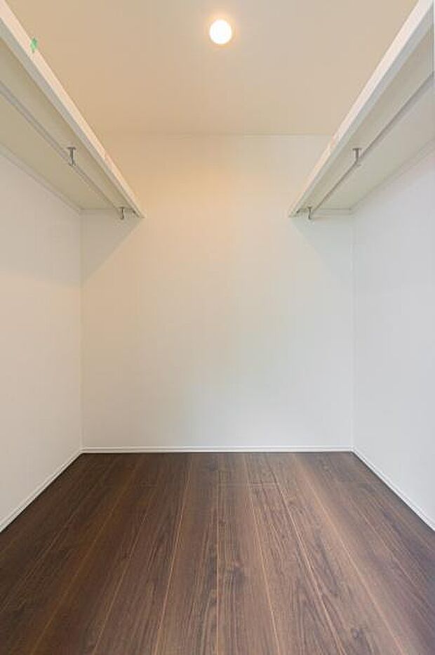 全居室にクローゼットを完備。自分だけの宝物基地に、お子様の笑顔が目に浮かびます。お片付けの習慣も自然と身につきそう。