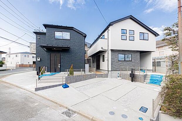 「開放感+日当たりの良さ」家に入らなくても分かる日当たりの良さ。開放感の良さ。碧空も清々しく心地の良い住まい。住みたくなる家。暮らしたい町。