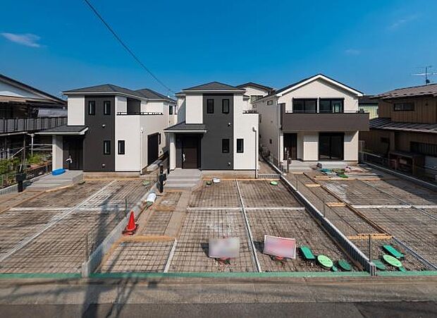「マイホームの喜びを感じる陽当たりの良さ・開放感」マイホームを持つ幸せを存分に感じる陽当たり、開放感。憧れのマイホームに相応しい美しく映える外観です。