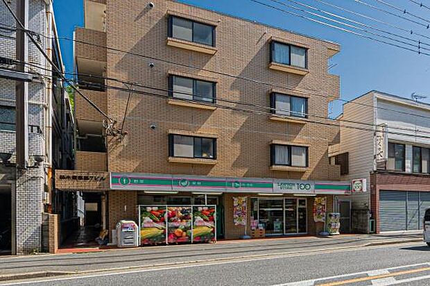 ローソンストア100六ツ川店
