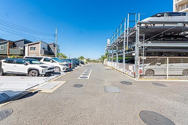「共用部・駐車場」