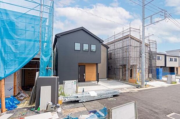 「シンプルで飽きのこないデザイン。素敵な住まい」ずっとここで暮らすから飽きのこないシンプルでスタイリッシュな住まい。