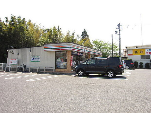 セブンイレブン佐倉インター店まで711m