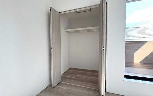 《収納》　■効率よく片付けられる収納スペース