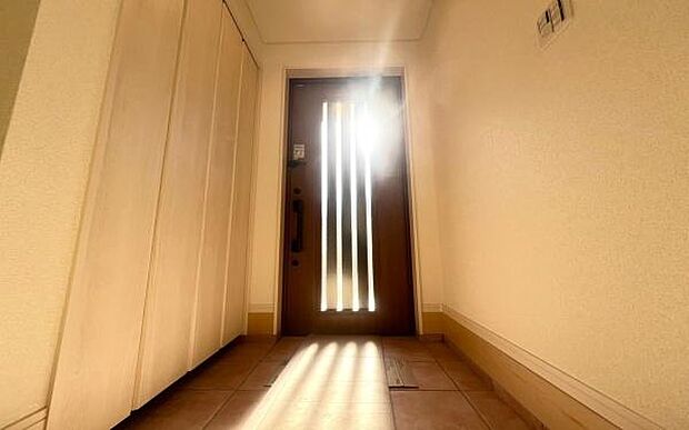 《玄関》 ■我が家の顔である玄関。帰るのが楽しみになりますね。