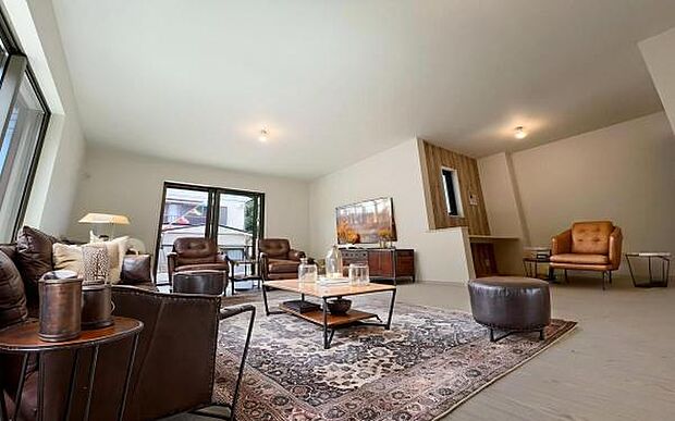 《リビングダイニング》　■本画像はＣＧで作成しており、実際に現地に家具は置かれておりません。また、価格に家具は含まれておりません。