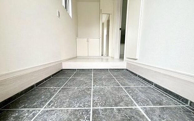 《玄関》 ■我が家の顔である玄関。帰るのが楽しみになりますね。