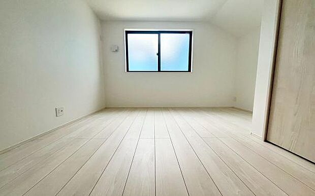 《洋室》　■明るくスタイリッシュな空間になっています。