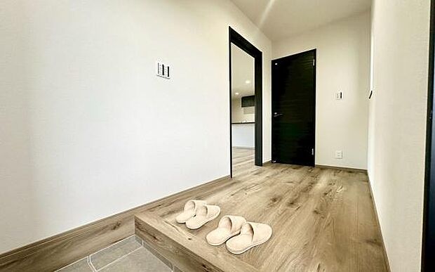 《玄関》 ■我が家の顔である玄関。帰るのが楽しみになりますね。