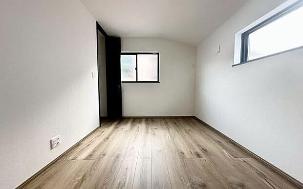 《洋室》 ■品のある落ち着いた洋室