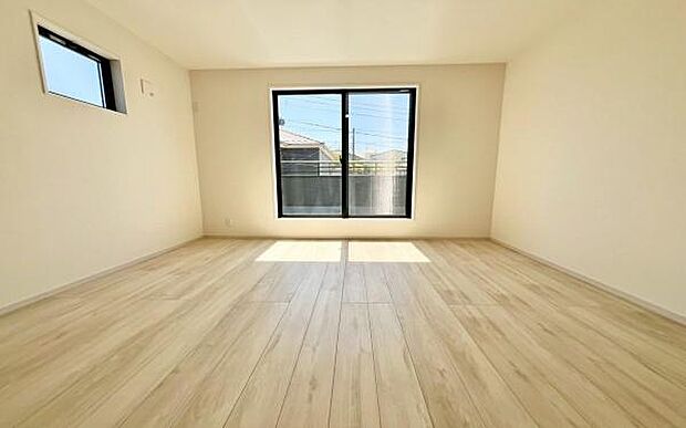 《寝室》　■心地よい眠りへといざなう落ち着いた雰囲気の寝室