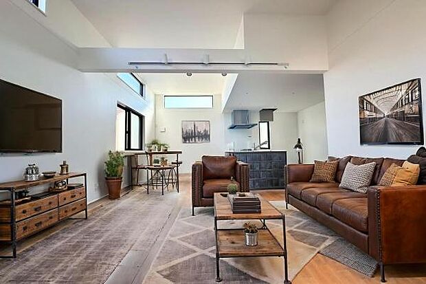 ゆとりを感じさせる上質で明るい空間が、住まう人や訪れる人を心地よく迎え入れてくれます。（本画像家具はCGで作成しており、実際に現地に家具はおかれておりません。また価格に家具は含まれておりません。）