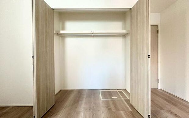 《収納》　■収納豊富な間取りです