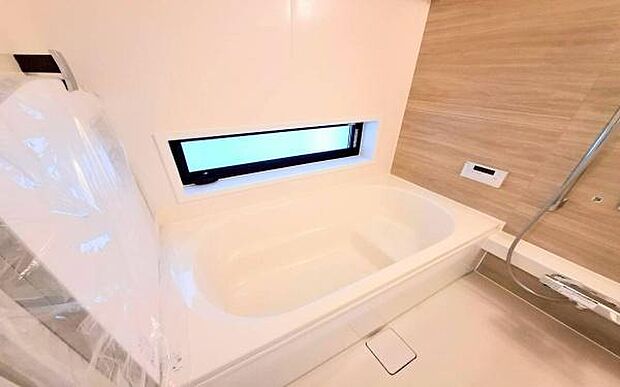 《浴室》　■ゆったりくつろげる癒しのバスルーム。