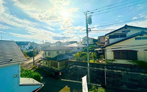 《眺望》 ■「空」×「光」×「風」。開放感を具現化したような現地は、まさに「永住の地」としての選択肢です。