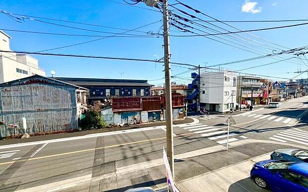 《眺望》 ■目の前には気持ちの良い空が広がります。