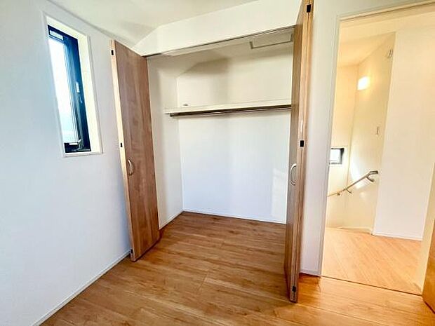 《収納》　■効率よく片付けられる収納スペース