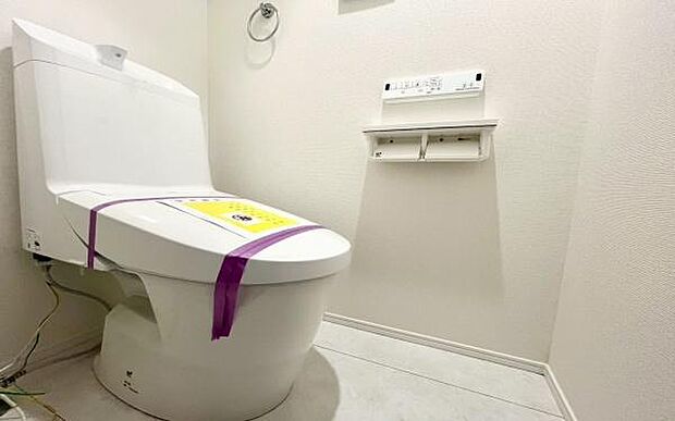 《トイレ》 ■清潔感のある落ち着いたトイレ。