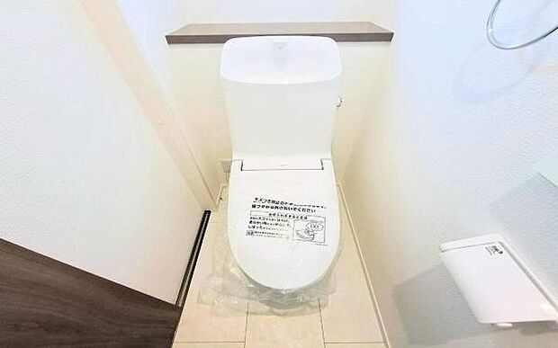 《トイレ》　■清潔感のある落ち着いたトイレ。