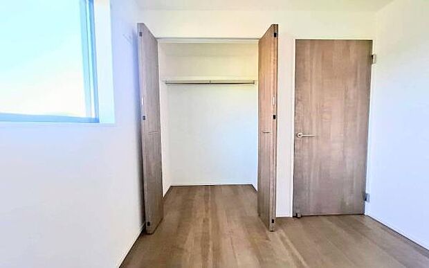 《収納》　■効率よく片付けられる収納スペース