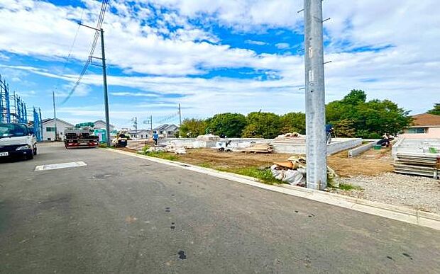 《前面道路含む現地》 ■現地写真です。
