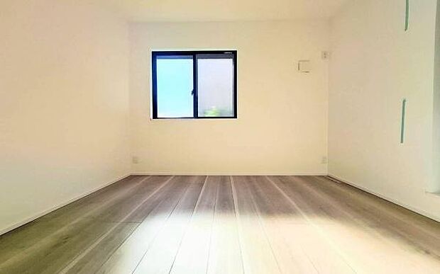 《洋室》 ■くつろぎの場としてだけでなく、趣味や仕事のパーソナルスペースとしても活躍する洋室。個の時間をたっぷり楽しめる快適空間です。収納もたっぷりで時間を忘れて、趣味に仕事に遊びに没頭出来そうです。