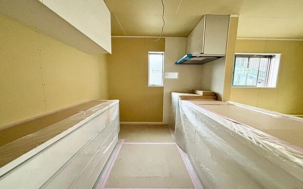 《リビングダイニング》 ■会話を楽しみながら食事を味わう。一緒にいる時間が楽しい空間。カフェにいるような気分で毎日を過ごしたい。家族でいる時間を柔らかに包み込むインテリア。