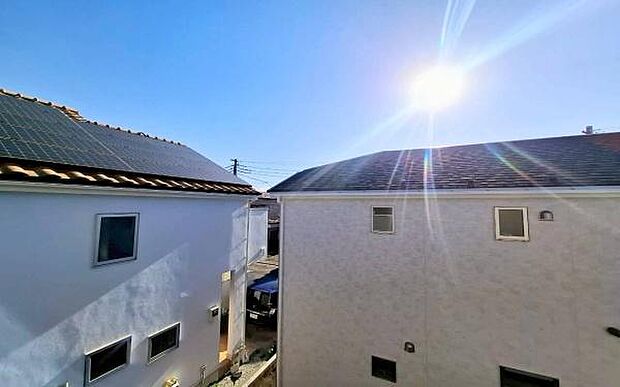 《眺望》 ■目の前には気持ちの良い青空が広がります。開放的で開けた空間が望めます。