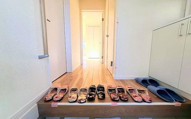 《玄関》 ■我が家の顔である玄関。帰るのが楽しみになりますね。