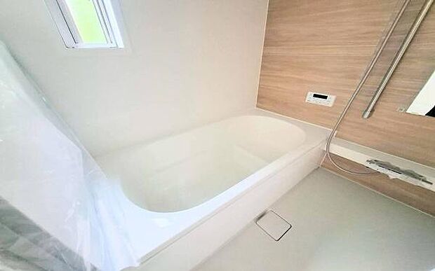 《浴室》　■ゆったりくつろげる癒しのバスルーム。