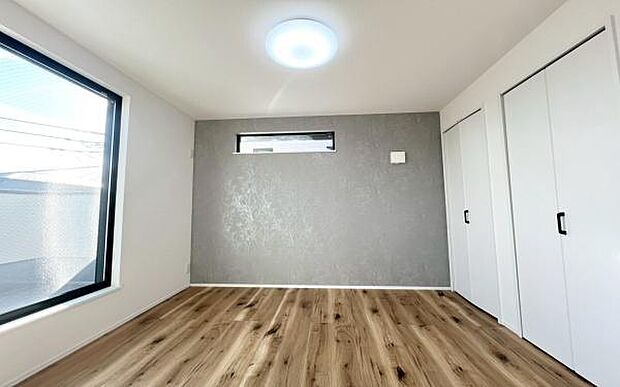 《子供部屋》 ■お子様の成長を優しく見守る子供部屋。遊んだり、学んだり、時には一人の時間を過ごしたりと健やかな毎日を育む大切な場所。未来への第一歩を育む、かけがえのない空間です。