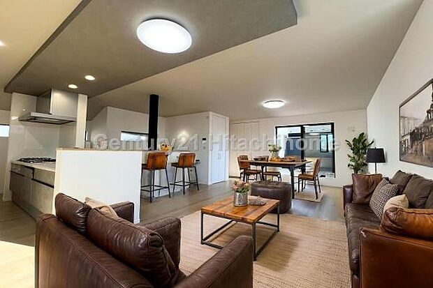 ゆとりを感じさせる上質で明るい空間が、住まう人や訪れる人を心地よく迎え入れてくれます。(本画像家具はCGで作成しており、実際に現地に家具はおかれておりません。また価格に家具は含まれておりません。)