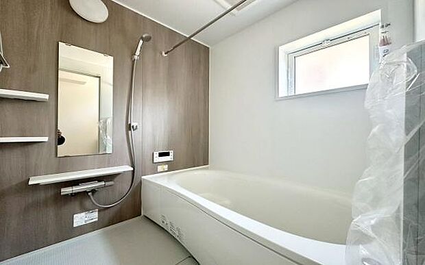 《浴室》　■ゆったりくつろげる癒しのバスルーム。